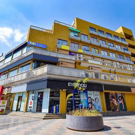 Fabhotel Kaviya - Bopal アーメダバード エクステリア 写真