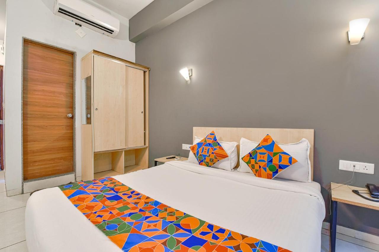 Fabhotel Kaviya - Bopal アーメダバード エクステリア 写真